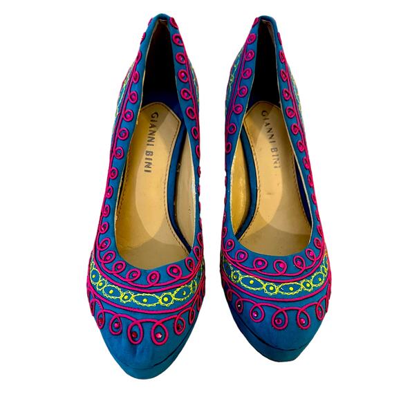Gianni Bini Turquoise Multi Color Embroidered Embellished Peep Toe Pumps SZ 6.5 - Picture 2 of 6